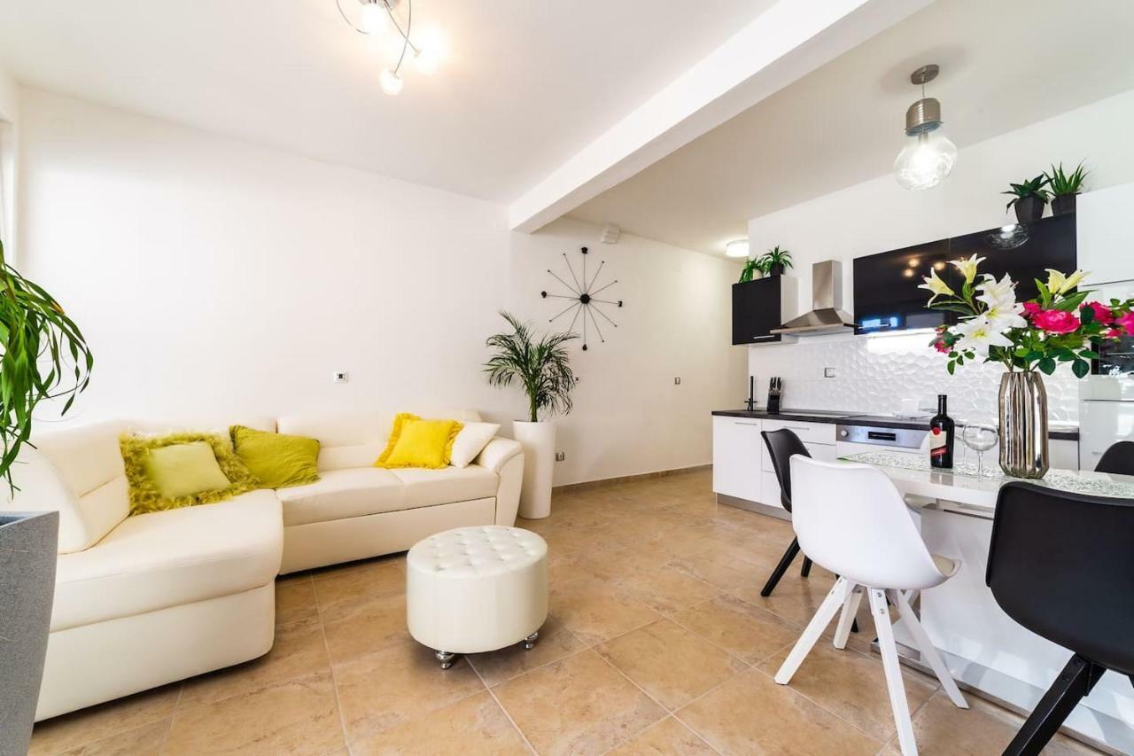 Ln New Apartment 스플리트 외부 사진